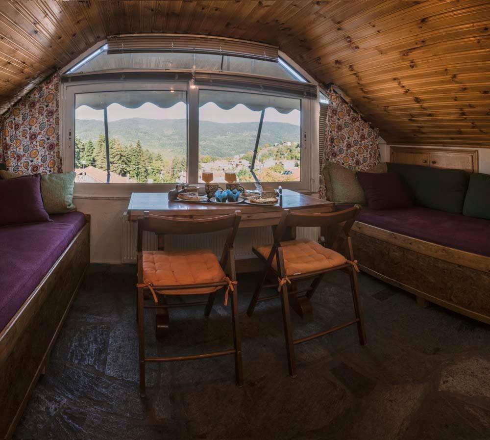 Guesthouse Theodorou Eláti Eksteriør billede