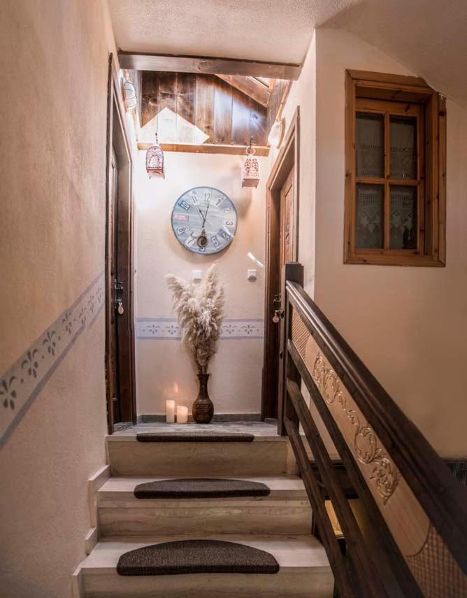 Guesthouse Theodorou Eláti Eksteriør billede